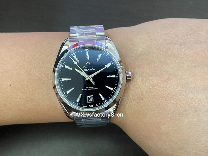 VS廠歐米茄光面黑色海馬150米8900機復(fù)刻版外觀細(xì)節(jié)做工深度評測