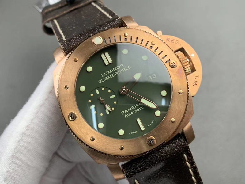 青銅沛納海PAM382潛行系列復(fù)刻表外觀細(xì)節(jié)做工達(dá)到了天花板級(jí)別嗎